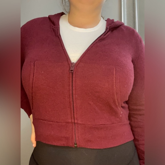 TNA burgundy xs hoodie - Picture 3 of 4